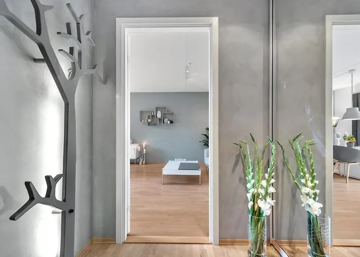 Seaside With Sea View - 2 Sunny Balconies - 6 Pax