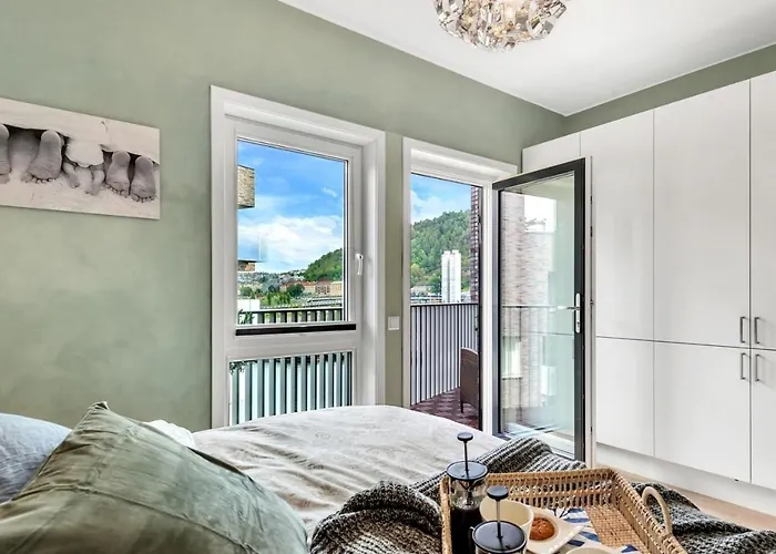 Seaside With Sea View - 2 Sunny Balconies - 6 Pax *